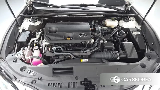 Lexus ES300h 7th generation id 3382922 из Кореи 16