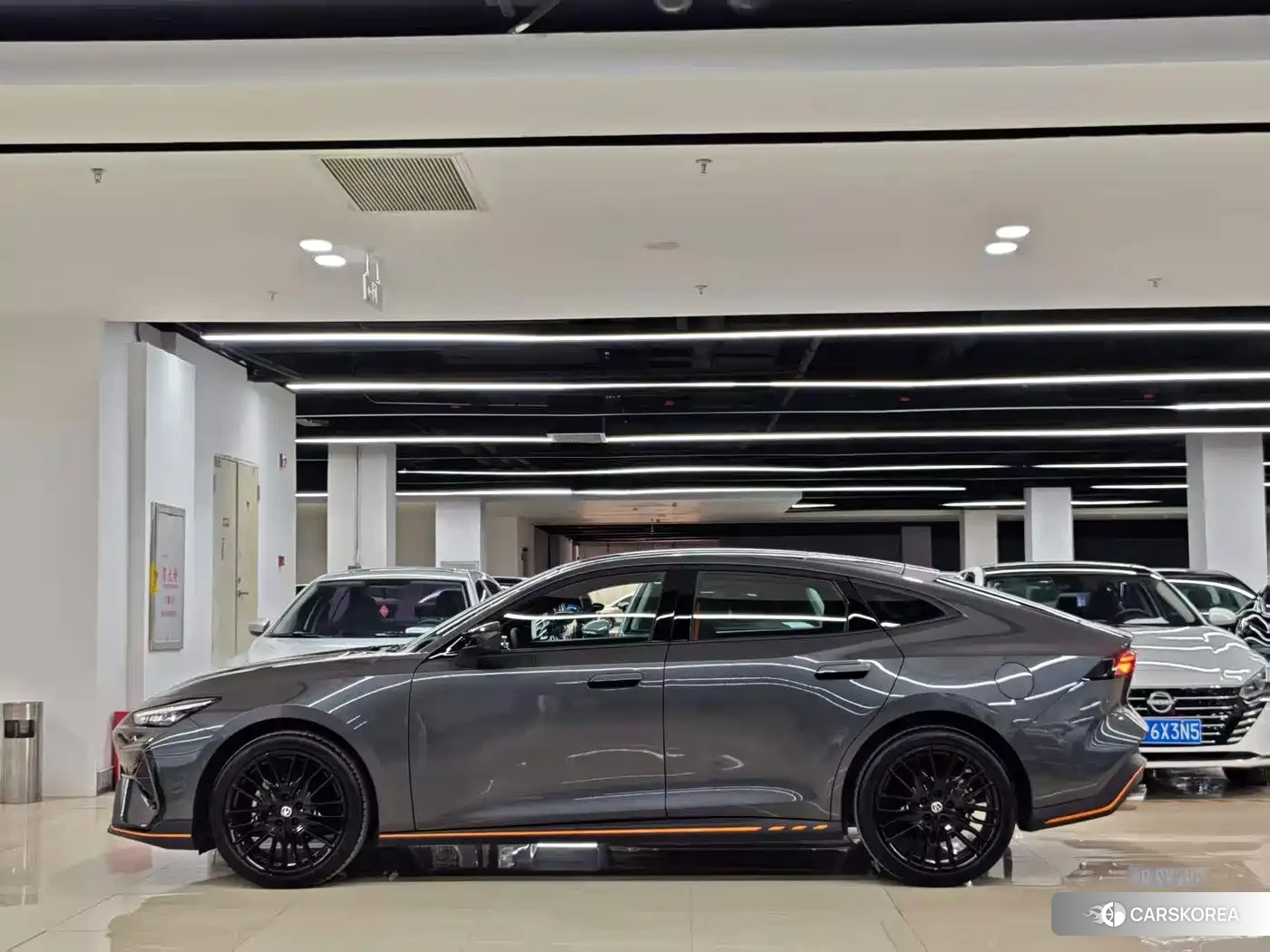 Chang'an UNI-V 2026 Silver/gray из Китая, фото 6