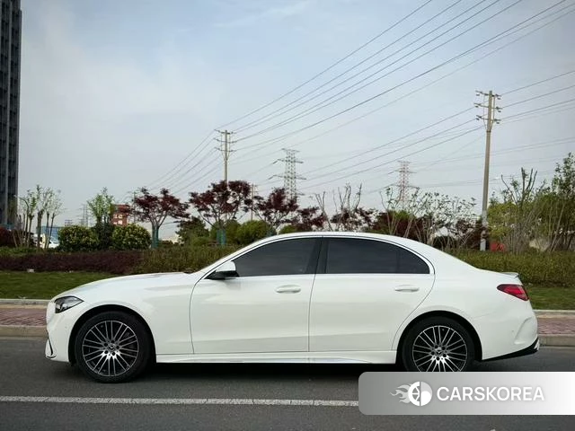 Mercedes-Benz Class C 2023 Белый из Китая, фото 6