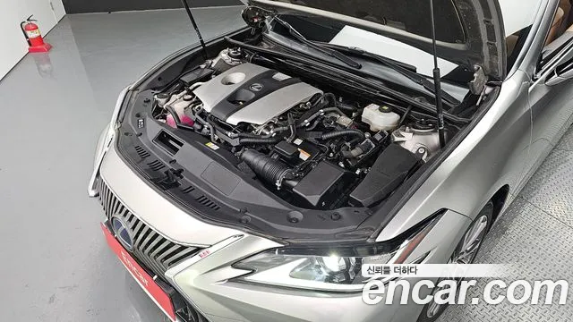 Lexus ES300h 7th generation id 2705520 из Кореи 16