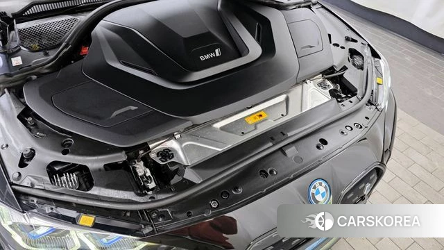 BMW i4 id 3826751 из Кореи 16