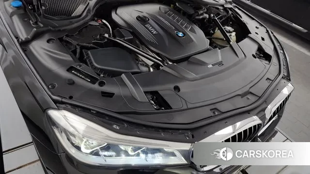 BMW 7 Series (G11) id 3188482 из Кореи 16