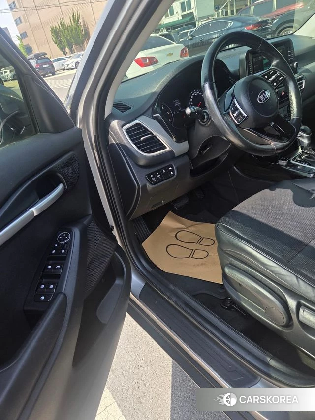 Kia Seltos id 4334125 из Кореи 15