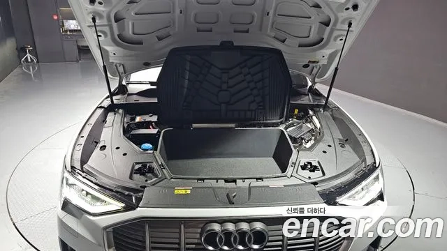 Audi e-Tron id 2875819 из Кореи 16