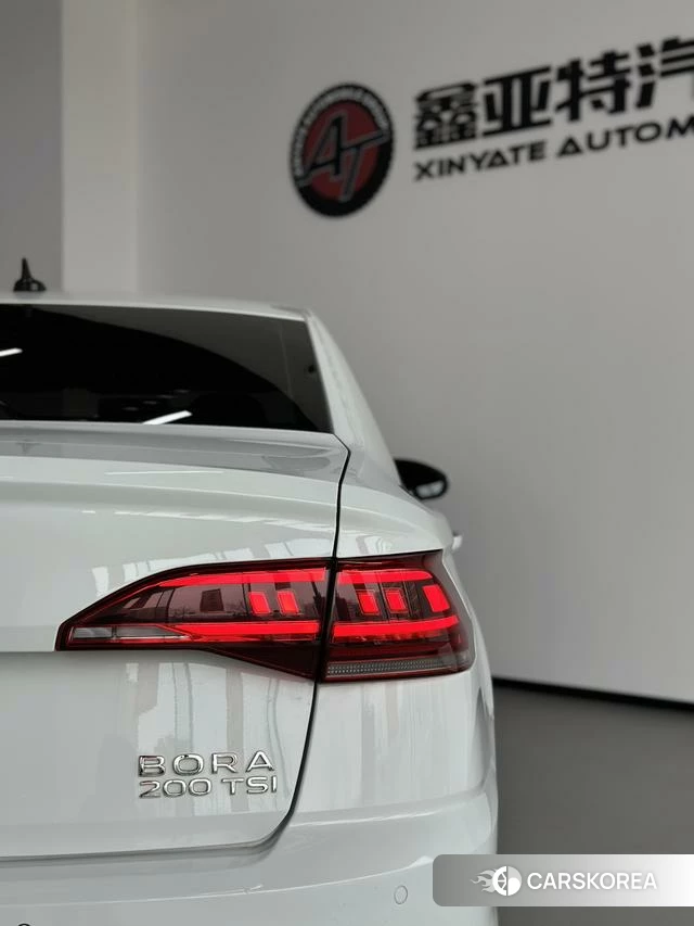 Volkswagen Bora id 4263892 из Китая 15