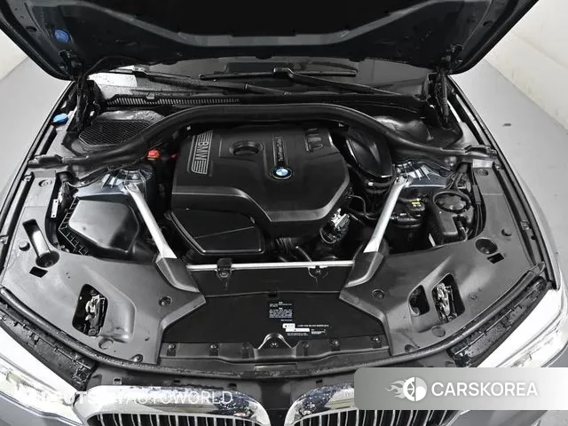 BMW 5 Series (G30) id 3423370 из Кореи 16