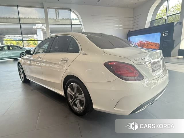 Mercedes-Benz Class C id 4290236 из Китая 23
