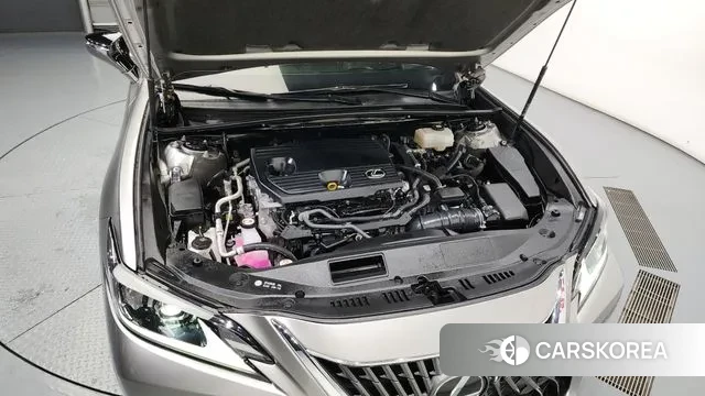 Lexus ES300h 7th generation id 3031835 из Кореи 16