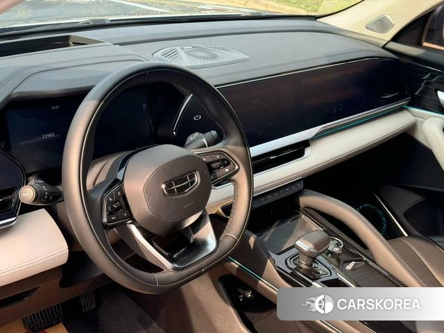 Geely Automobile Xingyue L 2023 Серебристо-серый из Китая, фото 6