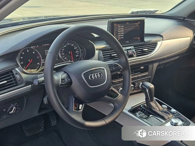 Audi A6L id 4212437 из Китая 14