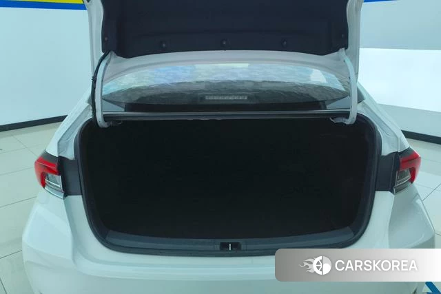 Toyota Corolla id 3908136 из Китая 13