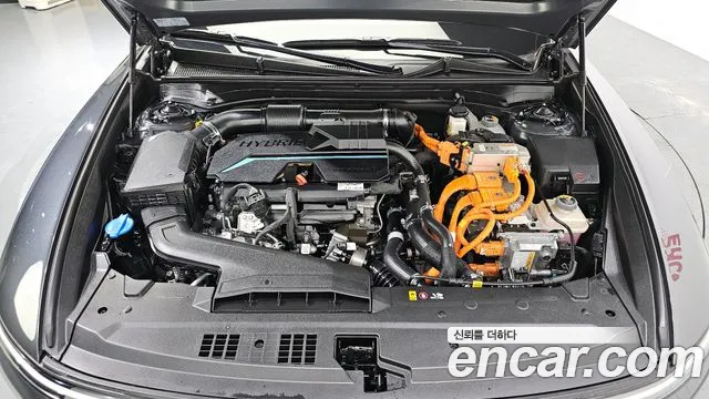 Hyundai Grandeur Hybrid (GN7) id 2718551 из Кореи 16