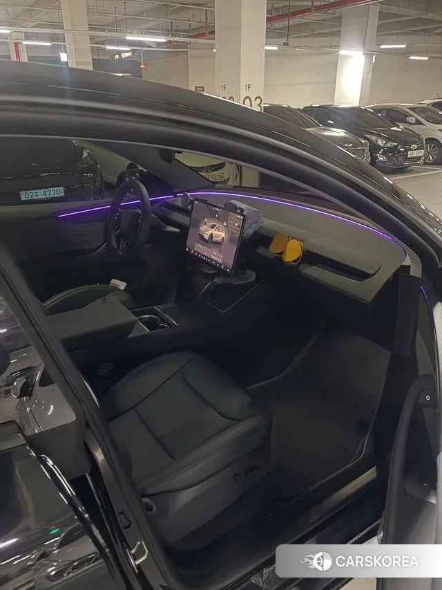 Tesla Model Y 2025 Черный из Кореи, фото 6