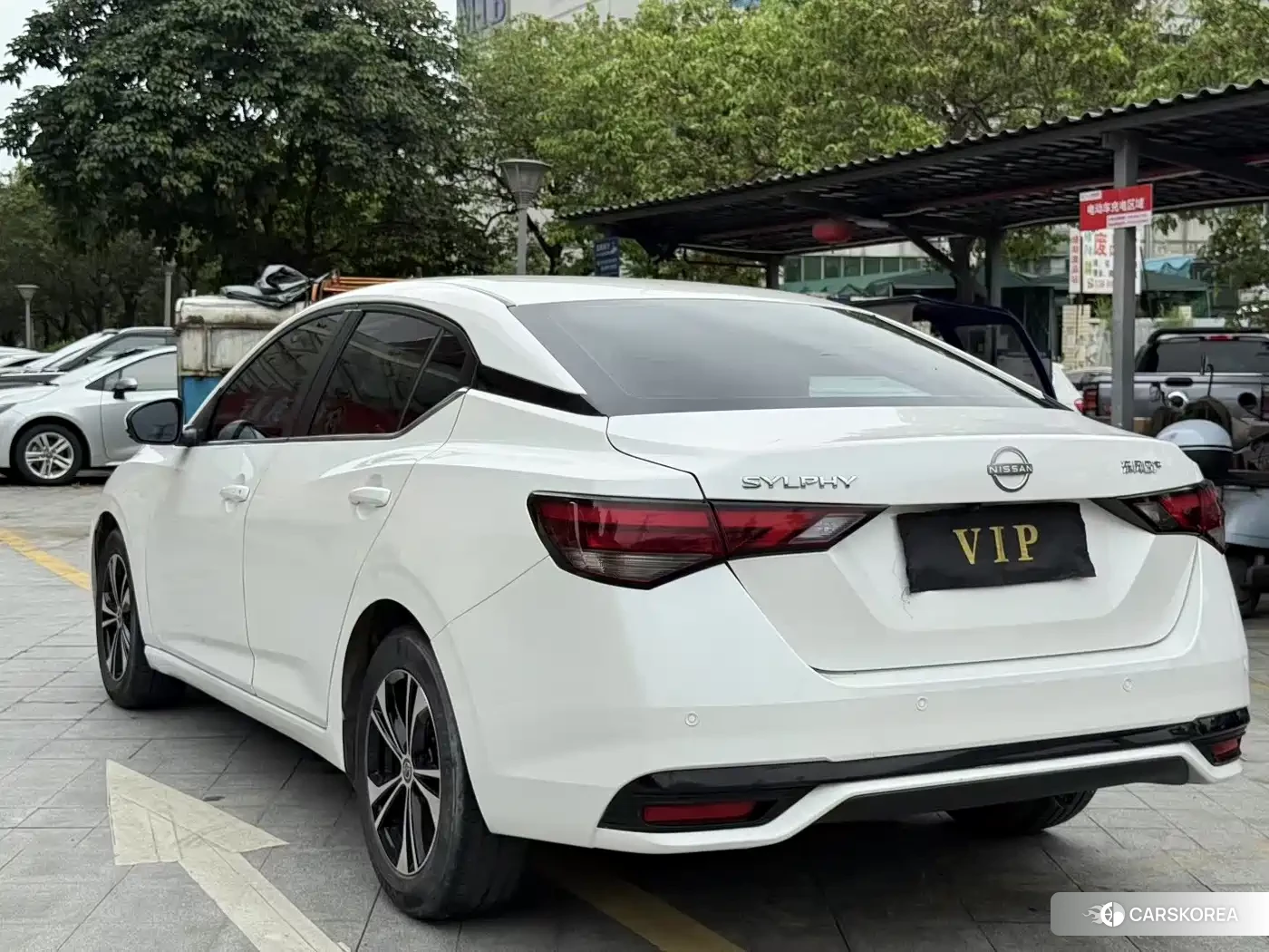 Nissan Sylphy 2024 Белый из Китая, фото 6