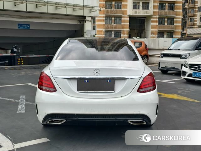 Mercedes-Benz Class C 2018 Белый из Китая, фото 6