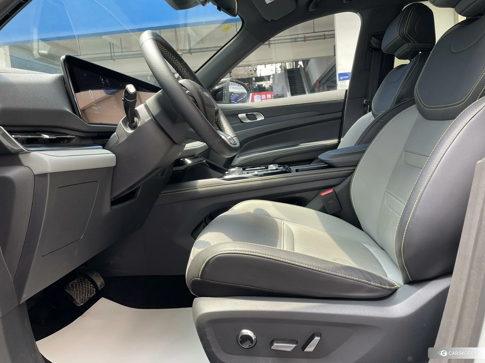 Ford Lingrui PHEV id 4461547 из Китая 15