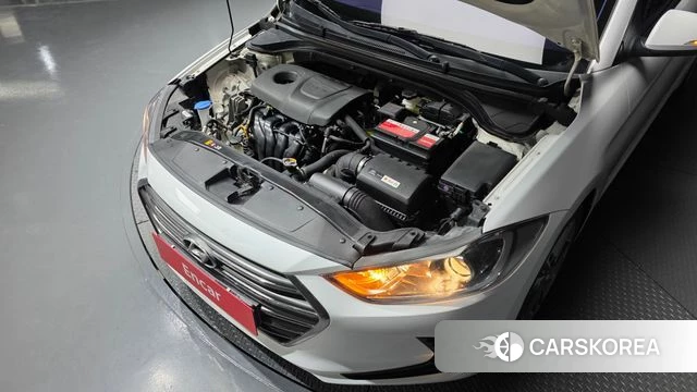 Hyundai Avante AD id 3845701 из Кореи 16