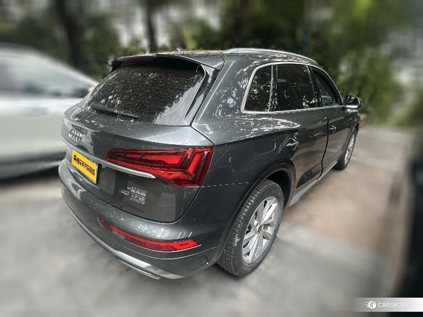 Audi Q5L id 4499032 из Китая 16