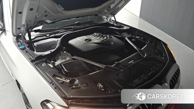 BMW 5 Series (G30) id 3812963 из Кореи 16