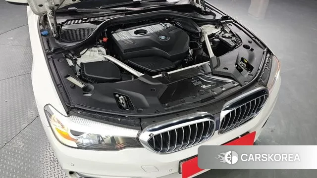 BMW 5 Series (G30) id 3248884 из Кореи 16