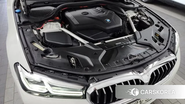 BMW 5 Series (G30) id 3028034 из Кореи 16