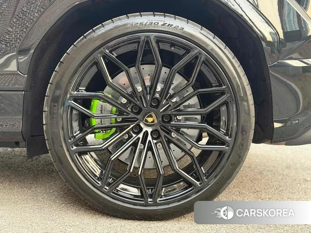 Lamborghini Urus id 3731135 из Кореи 9