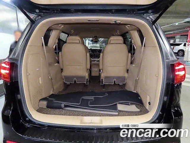 Kia The New Carnival id 2683350 из Кореи 16