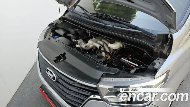 Hyundai The New Grand Starex id 2670550 из Кореи 16