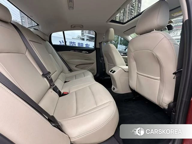 Buick Regal id 4213414 из Китая 16