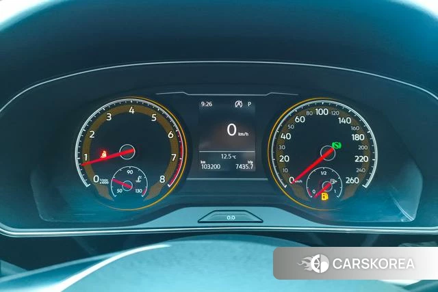 Volkswagen Passat id 4236647 из Китая 13