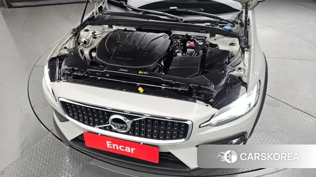 Volvo V60 Cross-Country 2nd Generation id 3535339 из Кореи 16