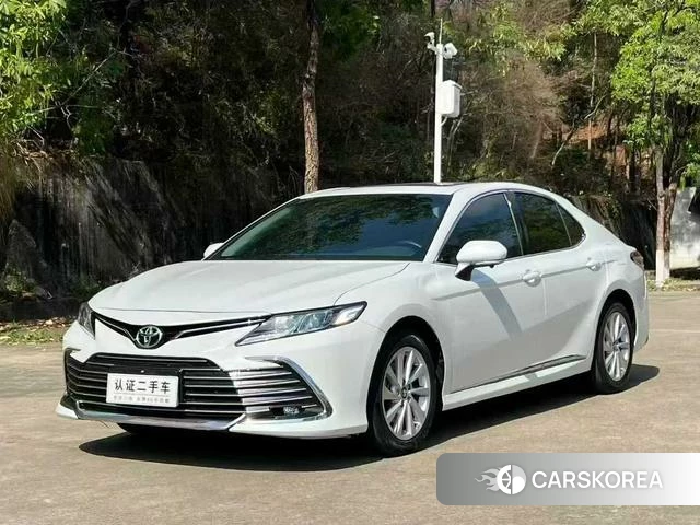 Toyota Camry 2022 Белый из Китая, фото 6