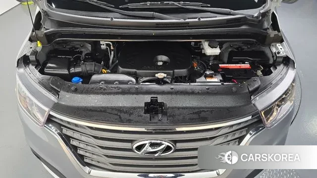 Hyundai The New Grand Starex id 3488846 из Кореи 16