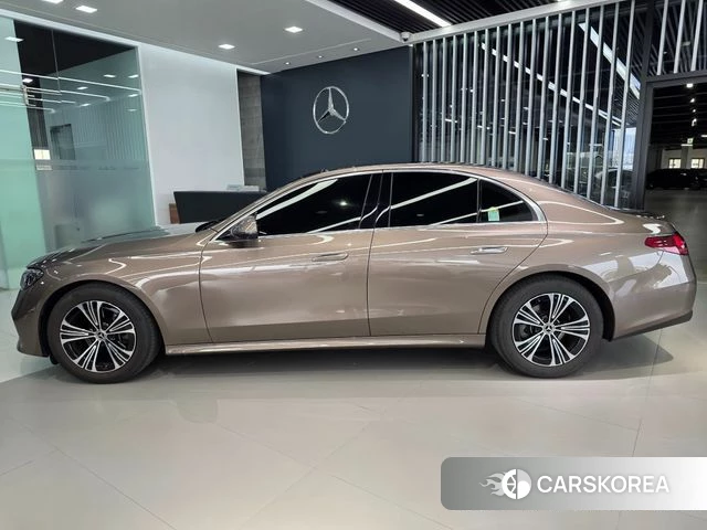 Mercedes-Benz E-Class W214 id 4635106 из Кореи 16