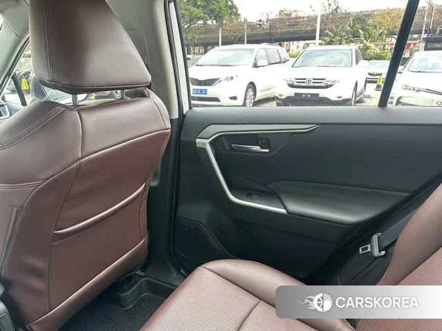 Toyota RAV4 Rongfang id 4220935 из Китая 26