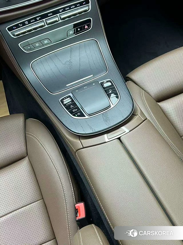 Mercedes-Benz E-class id 4259877 из Китая 15