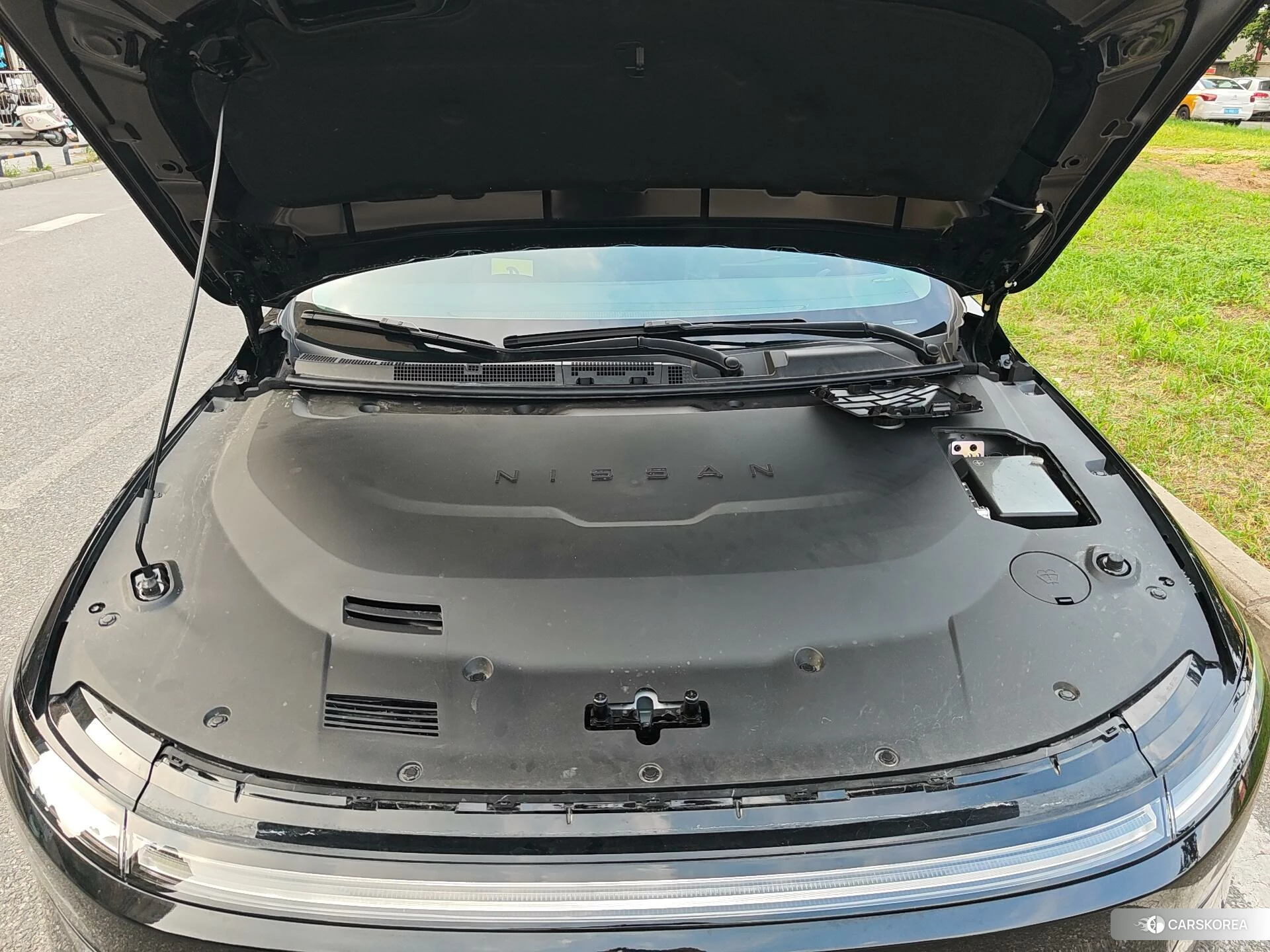 Nissan N6 id 4467778 из Китая 17