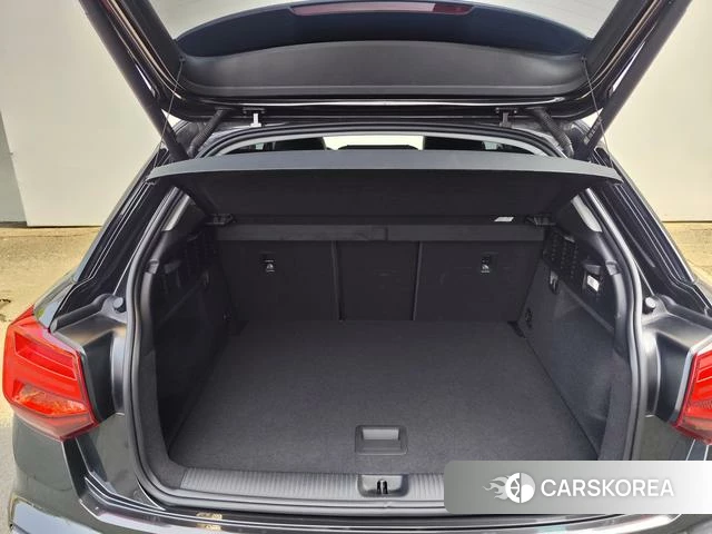 Audi Q2L id 4274563 из Китая 7