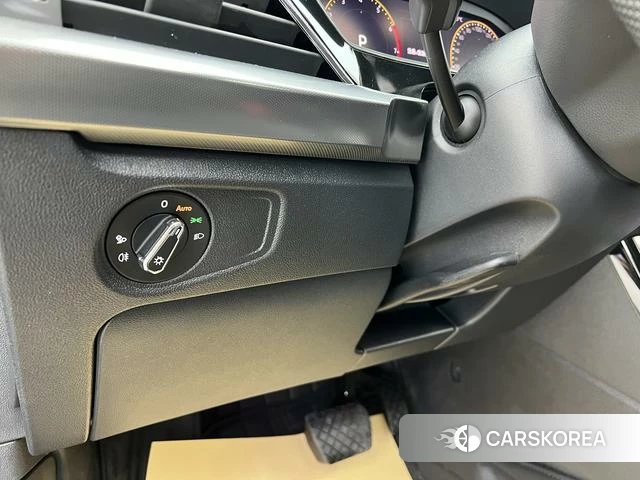 Volkswagen Passat id 4257710 из Китая 27