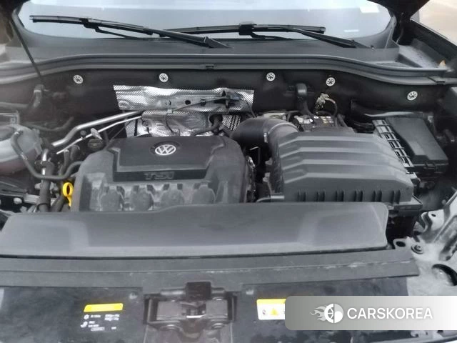 Volkswagen Tourang id 4216343 из Китая 11