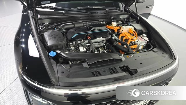 Hyundai Grandeur Hybrid (GN7) id 4516725 из Кореи 32