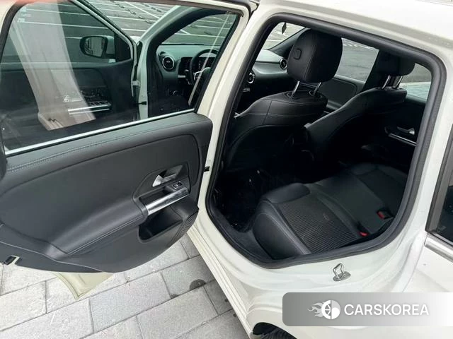 Mercedes-Benz Class B 2021 Белый из Китая, фото 6