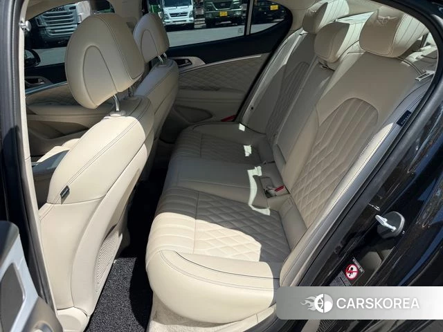 Genesis G70 id 4285768 из Кореи 15