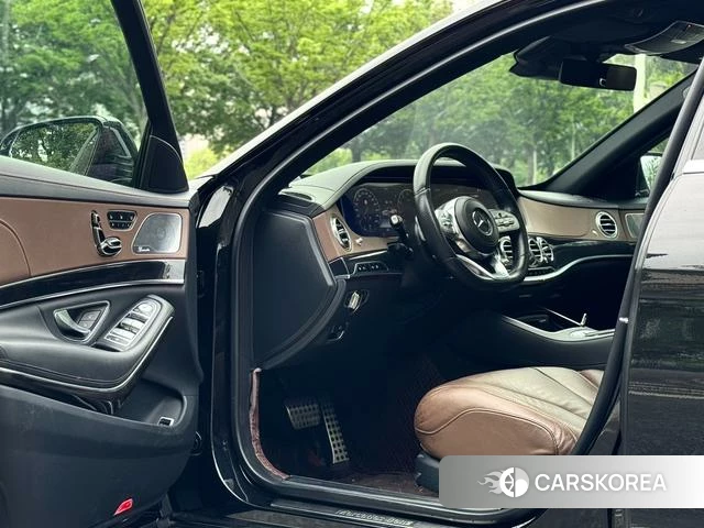 Mercedes-Benz S-class id 4272262 из Китая 14