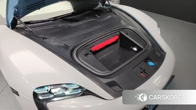 Porsche Taycan id 3165464 из Кореи 16