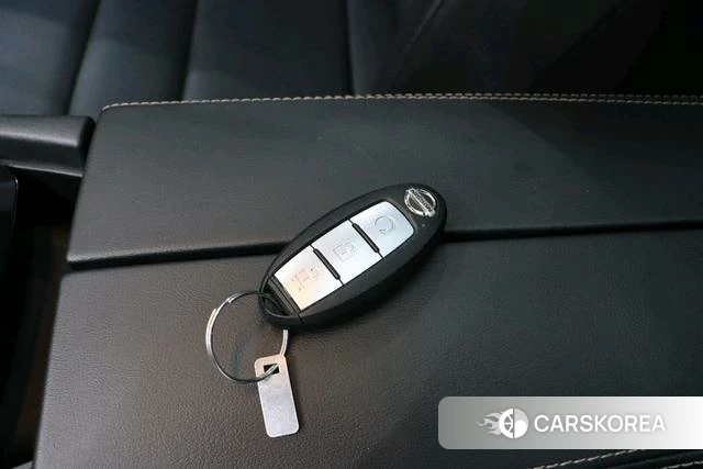 Nissan Qijun id 3939460 из Китая 16