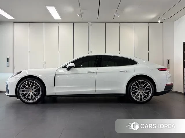 Porsche Panamera (972) id 3467069 из Кореи 8