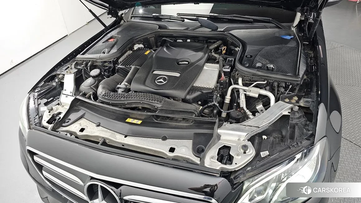 Mercedes-Benz E-Class W213 id 1941211 из Кореи 16