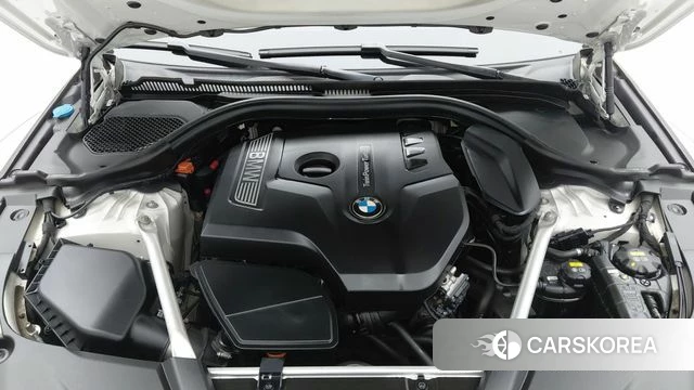 BMW 5 Series (G30) id 4658088 из Кореи 16