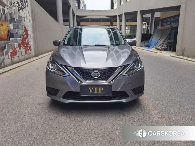 Nissan Xuan Yi 2024 Темно-серый из Китая, фото 6